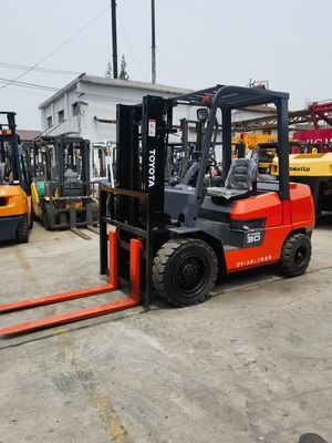3T Diesel Gabelstapler Toyota 7F30 8F30 für Landwirte Gebraucht ToyotaFDZN30 in gutem Zustand