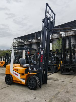 3000 kg Dieselmotor Gabelstapler 3 Tonnen in Japan Original Komatsu TCM Toyota FD30 FD30T6
