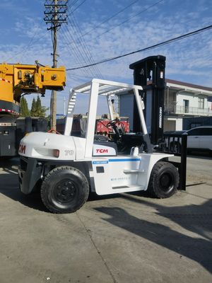 Kraftvolle 7 Tonnen TCM FD70 Gabelstapler Japan Original Dieselmotor in hervorragendem Zustand