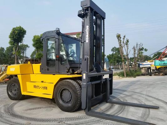 Komatsu FD160 aus zweiter Hand mit Dieselmotor und 1150 mm Gabellänge