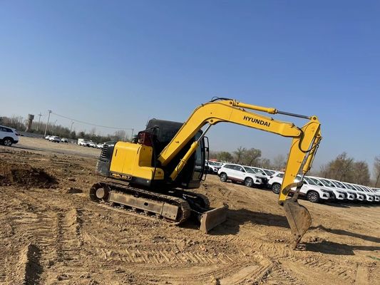 Hyundai 80 Crawler Bagger mit Original-Hydraulikzylinder in gutem Zustand
