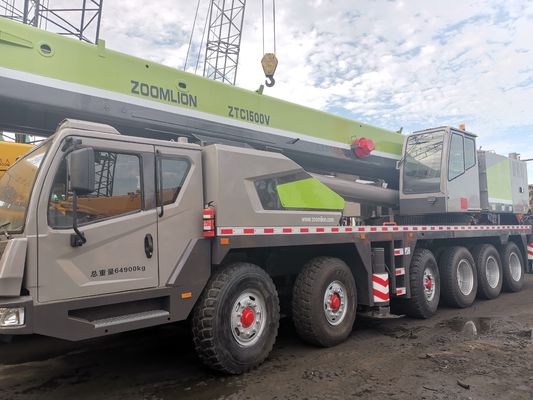 Hergestellt ZTC1500 150 Tonnen schwerer Anhänger Teleskop-Lkw-Kran mit Max. Hebhöhe 42m