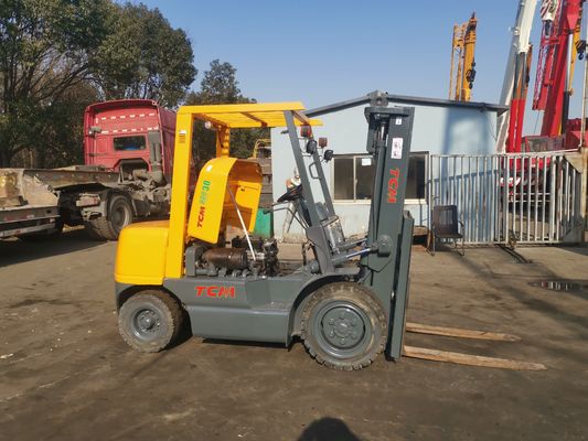 TCM 3T Gabelstapler 3 Stufen 2,5 Tonnen 3 Tonnen 3,5 Tonnen 4T 5T 16T 30T Diesel- und Elektrogabelstapler