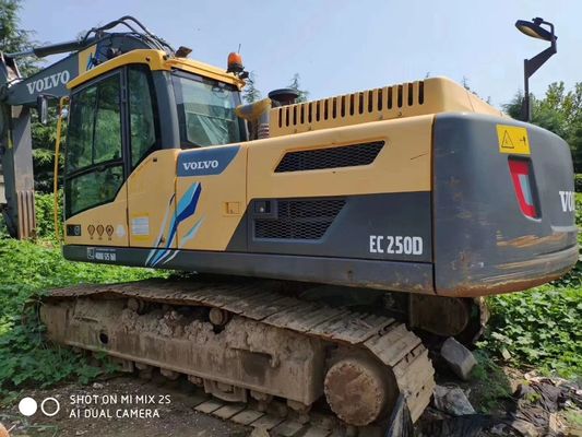 Gebrauchtes Volvo EC250DL Bagger mit 0-2000 Arbeitsstunden und Betriebsgewicht von 25 Tonnen