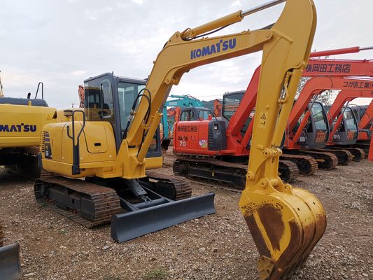 Komatsu Pc56-7 Gebrauchtbagger in Shanghai mit Original-Hydraulikventil