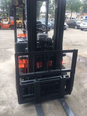 1800 kg Gebrauchtes HELI CPCD18 1,8 Tonnen Diesel-Forklift mit Seitenschaltvorrichtung