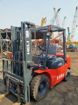 2.5 Tonnen Hubschrauber-Diesel-Forklift mit CE-Zertifizierung und Routine-Forkmaße