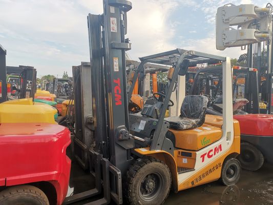 2500 kg Gewicht Gebraucht TCM Gabelstapler FD25T6 2,5 Tonnen Japan Original in gutem Zustand