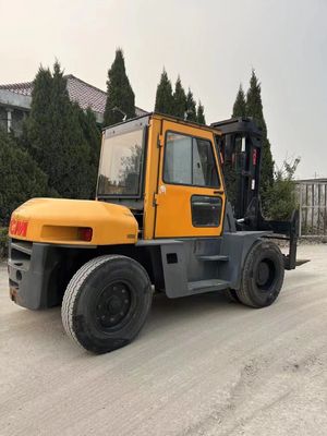 Gebrauchtes TCM FD80 Diesel Gabelstapler mit CE 4,5 m Hubhöhe 6 m/s Geschwindigkeit