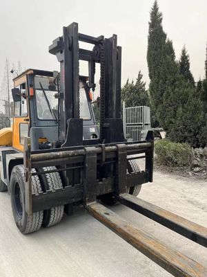 8 Tonnen TCM FD80 Gabelstapler in Shanghai mit üblichen Abmessungen und Gabelbreite