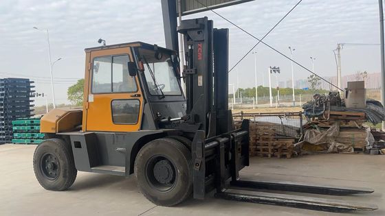 8 Tonnen TCM FD80 Gabelstapler in Shanghai mit üblichen Abmessungen und Gabelbreite