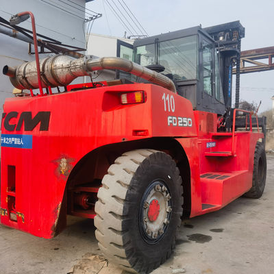 6m hoher Klemmlastwagen TCM FD250 25 Tonnen Dieselförderwagen mit Seitenverschiebung in Shanghai