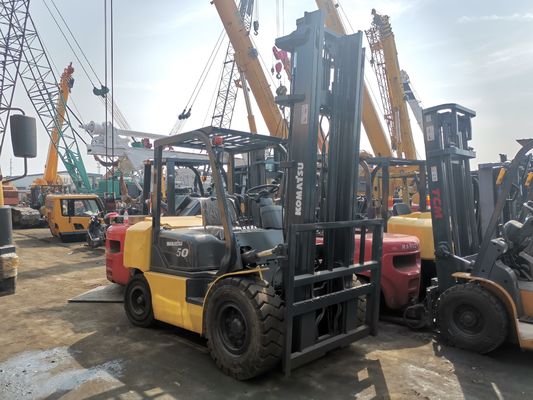 Japan Komatsu 5T FD25 FD30T-16 Diesel Gabelstapler mit Gesamtgrößen 2,7*1,2*2,1 m
