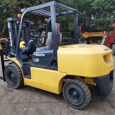 Manuelle Stromquelle Japan Komatsu FD50 5 Tonnen Gabelstapler mit Seitenschaltvorrichtung 3 Stufen 2 Stufen