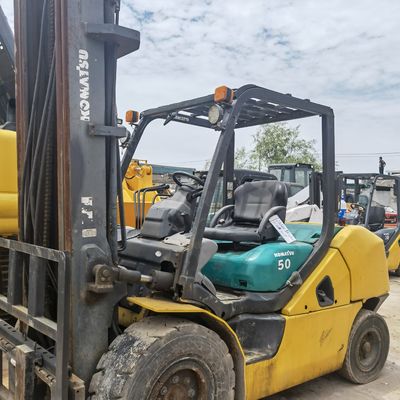 5 Tonnen Forklift Komatsu FD50-10 FD50-7 FD50 mit manueller Stromquelle und in gutem Zustand
