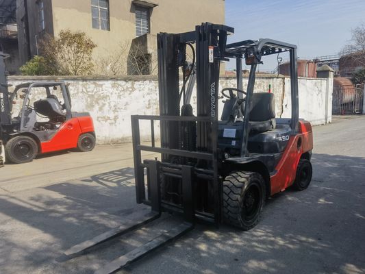 TOYOTA 8F30 7F30 FD30 Dieselmotor Gabelstapler mit 4,5 m Gabellänge und 3-stufigen Mast