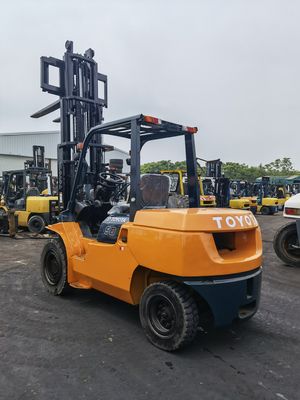 Chinesische 4 Tonnen Gabelstapler 5 Tonnen Diesel Gabelstapler mit 5000 kg Gewicht und Benzinmotor