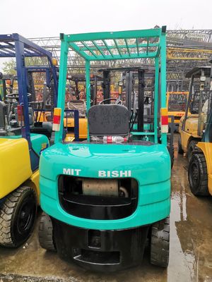 Gebraucht Mitsubishi 2,5 Tonnen Gabelstapler in Shanghai perfekt für Baustoffgeschäfte