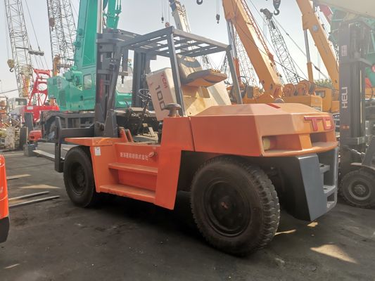 FD100 TCM Gabelstapler 10 Tonnen in gutem Zustand mit Dieselmotor und Routinegabelbreite