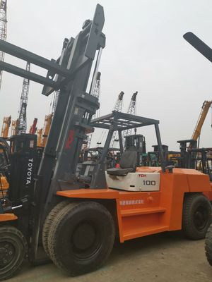 FD100 TCM Gabelstapler 10 Tonnen in gutem Zustand mit Dieselmotor und Routinegabelbreite