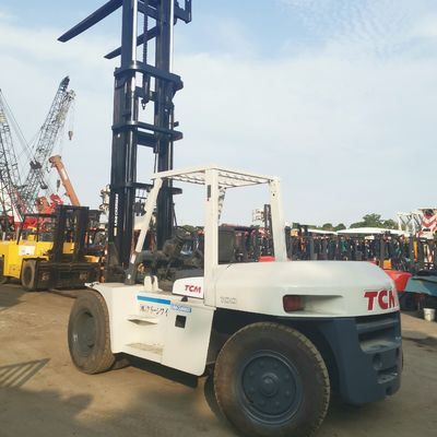 Stromquelle verwendet 10 Tonnen TCM Gabelstapler FD100 mit und Gabelbreite Routine