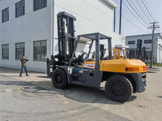 TCM FD100 10T Gebraucht Diesel Gabelstapler 5m Mast 6 Meter hoch mit Seitenverschiebung 10000 KG Gewicht