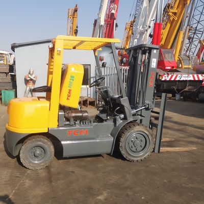 Leistungsstarker TCM Teleskop Diesel FD30 T5 Gabelstapler 3 Tonnen 45 Abholung bei Maschinenreparatur