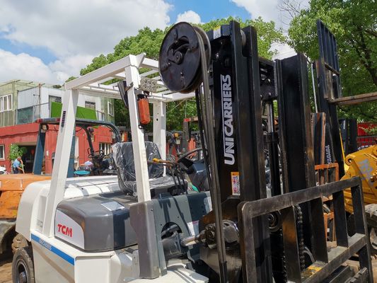 TCM 3 Tonnen Diesel Gabelstapler FD30 FD50 FD70 Verwendet und sehr gefragt für Lebensmittel und Getränke