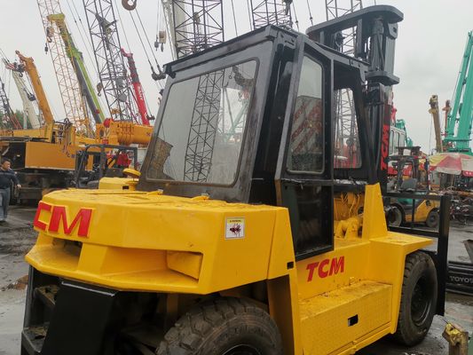 Gebrauchtes TCM FD70Z8 Gabelstapler mit automatischen Zähnen und Dieselmotorstromquelle in Shanghai