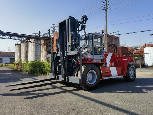 Forklänge Routine verwendet Kalmar 25 Tonnen Container Reach Stacker mit Fork Positioner