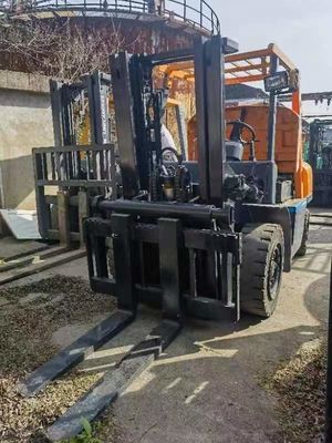 Gebrauchtes TCM 3 Tonnen 7 Tonnen 10 Tonnen 20 Tonnen Diesel Gabelstapler mit Seitenverschiebung und Zylinder