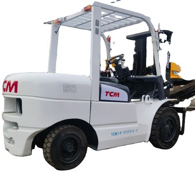 5 Tonnen TCM FD50 Gebrauchtgabelstapler mit Dieselmotor mit geringem Kraftstoffverbrauch
