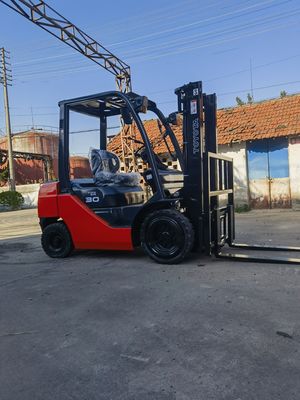 Gebrauchtes und erschwingliches 3-Tonnen-Forklift-Toyota-Dieselmotor