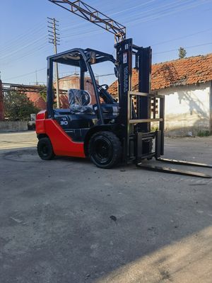 Gebrauchtes und erschwingliches 3-Tonnen-Forklift-Toyota-Dieselmotor