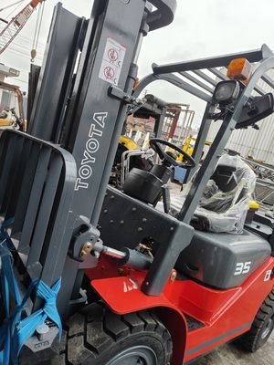 3.5 Tonnen 3 Tonnen 5 Tonnen Gabelstapler FD30 Toyota Gabelstapler Japan Original zwei und drei Gantry 3m 4,5m