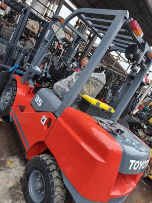 3.5 Tonnen 3 Tonnen 5 Tonnen Gabelstapler FD30 Toyota Gabelstapler Japan Original zwei und drei Gantry 3m 4,5m
