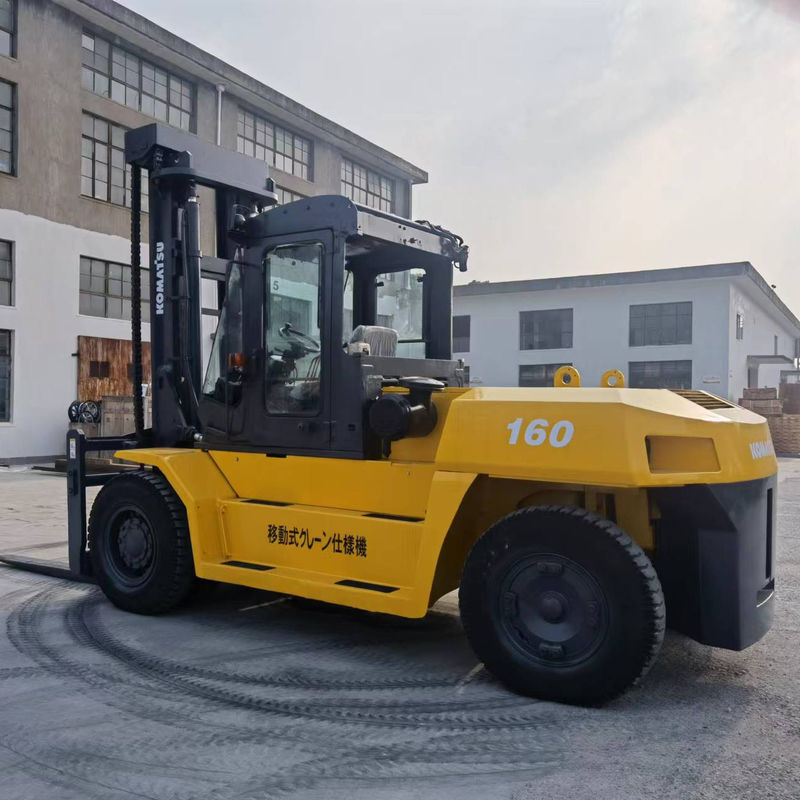 Komatsu FD160 aus zweiter Hand mit Dieselmotor und 1150 mm Gabellänge