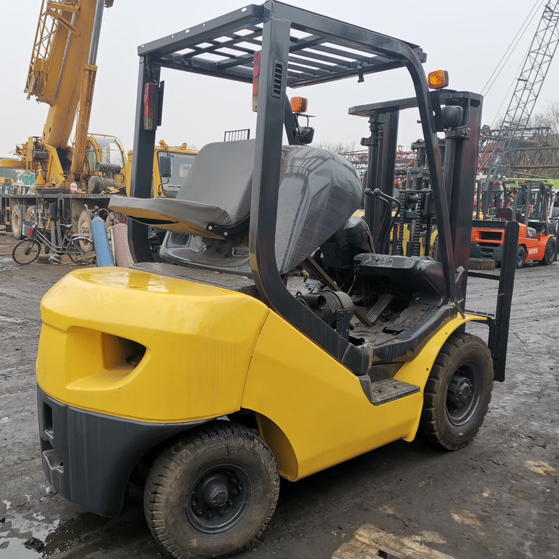 Gebrauchtes Komatsu FD50 Gabelstapler FD30 FD35 aus Japan bereit zum Versand mit 1200 mm Gabellänge