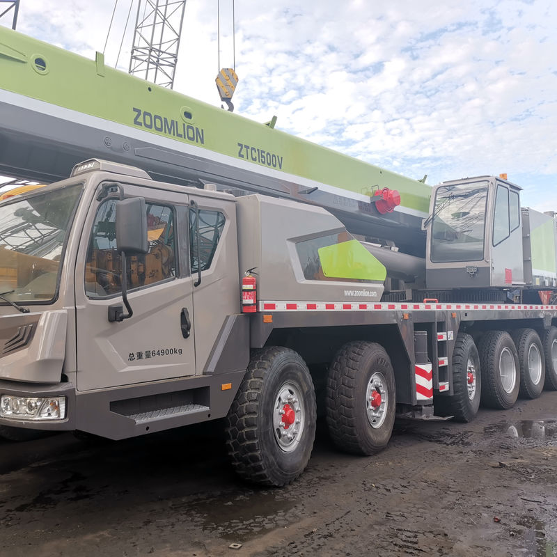 Hergestellt ZTC1500 150 Tonnen schwerer Anhänger Teleskop-Lkw-Kran mit Max. Hebhöhe 42m