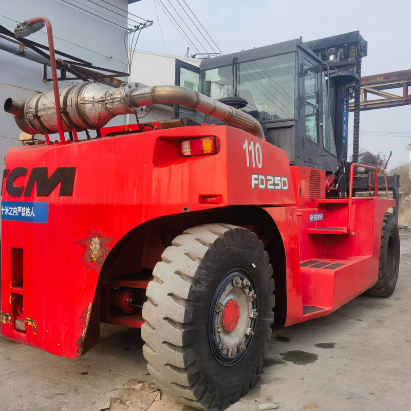 6m hoher Klemmlastwagen TCM FD250 25 Tonnen Dieselförderwagen mit Seitenverschiebung in Shanghai