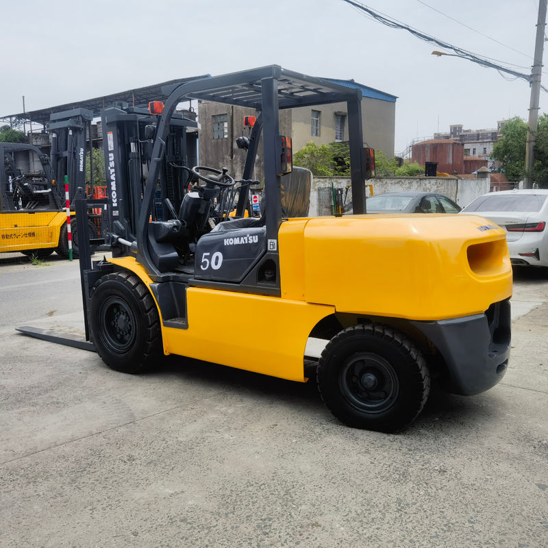 1200 mm Spindelbreite Manuelle Stromquelle Gebraucht Komatsu FD50 5 Tonnen Gabelstapler in gutem Zustand