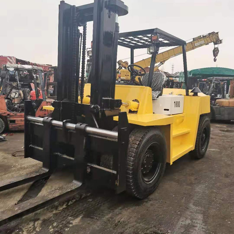 10 Tonnen TCM Gabelstapler fd100 in Shanghai Vielseitig für Lebensmittel- und Getränkeanwendungen