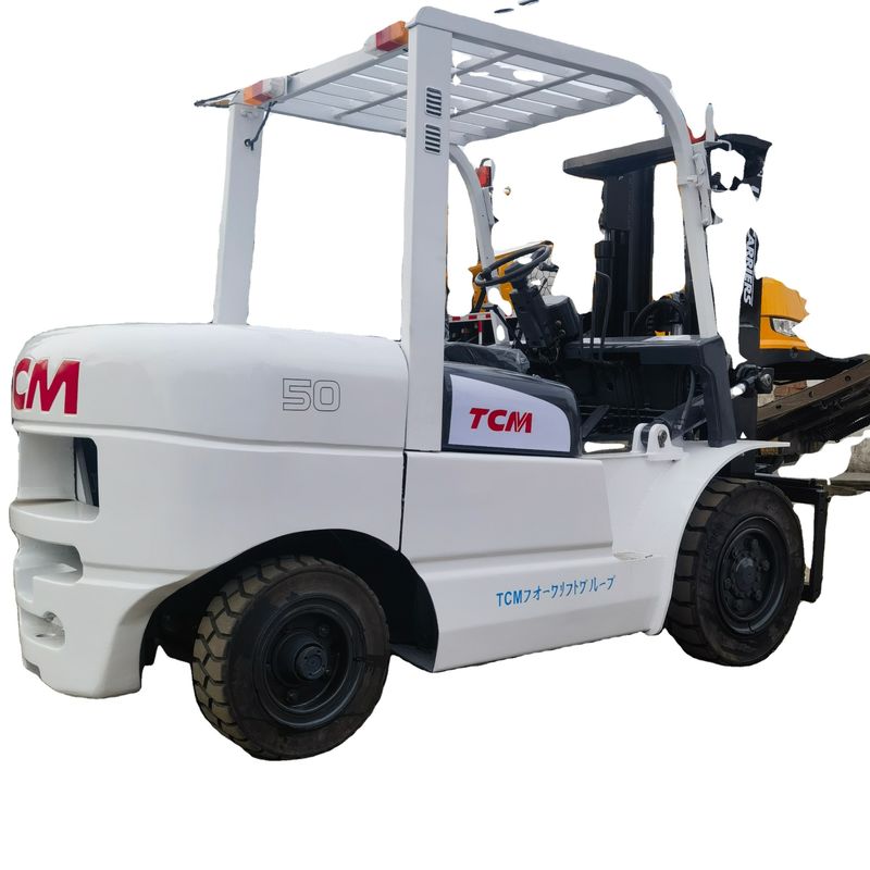 5 Tonnen TCM FD50 Gebrauchtgabelstapler mit Dieselmotor mit geringem Kraftstoffverbrauch
