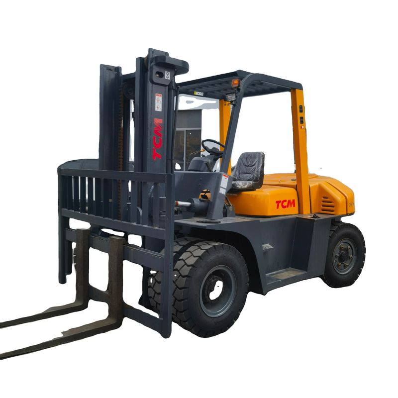 Gebrauchtes 7 Tonnen TCM Gabelstapler FD70 Japanische Herstellung Gebrauchtes TCM 2,5 t 3 t 5 t 7 t in Bekleidungsgeschäften